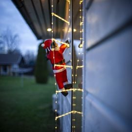 Ladde juldekoration tomte på stege LED 228 ljuspunkter 200cm